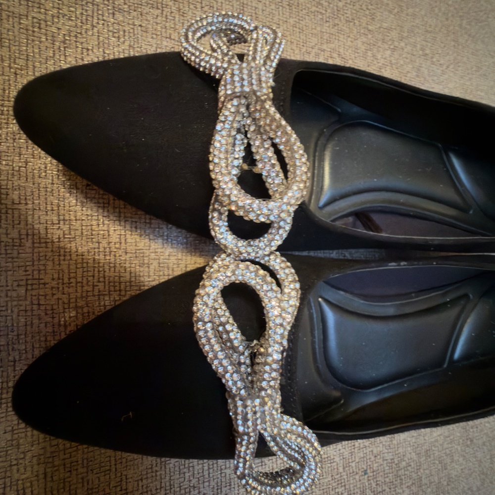 $69.50 Jones New York Women's Quinnie Pointed Toe Embellished Dress Flats size 9 - Picture 6 of 12